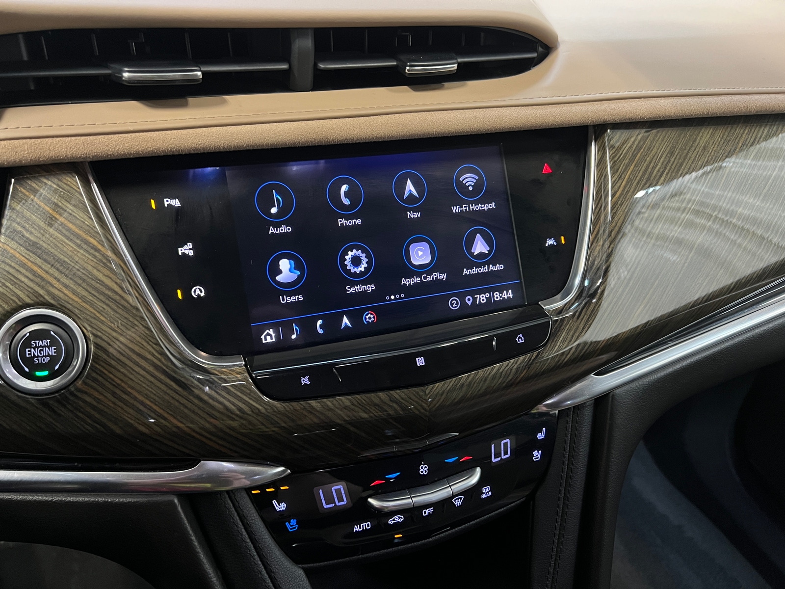 Thumbnail: 2020 Cadillac XT6 - 3