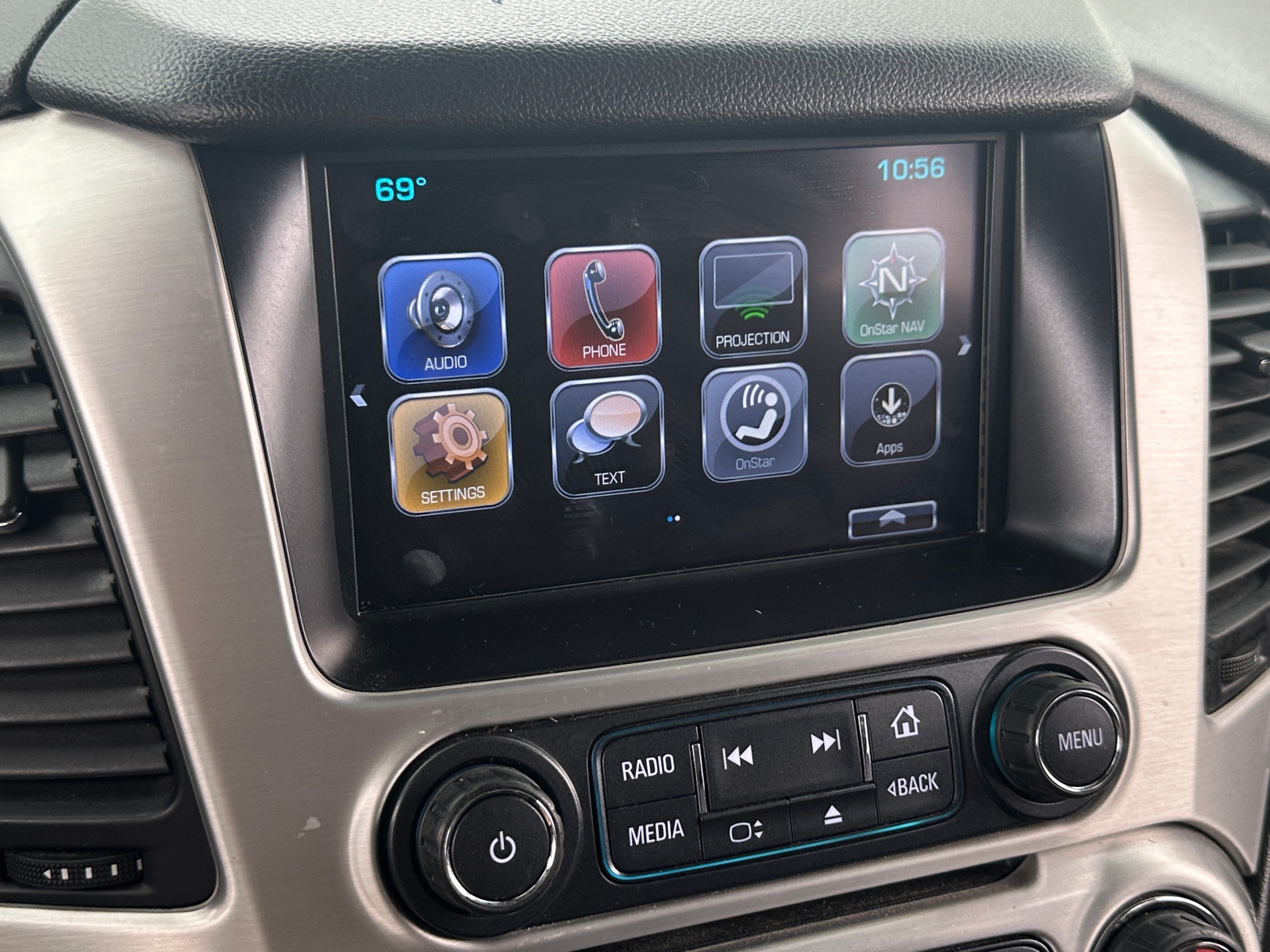 Thumbnail: 2017 GMC Yukon XL - 3