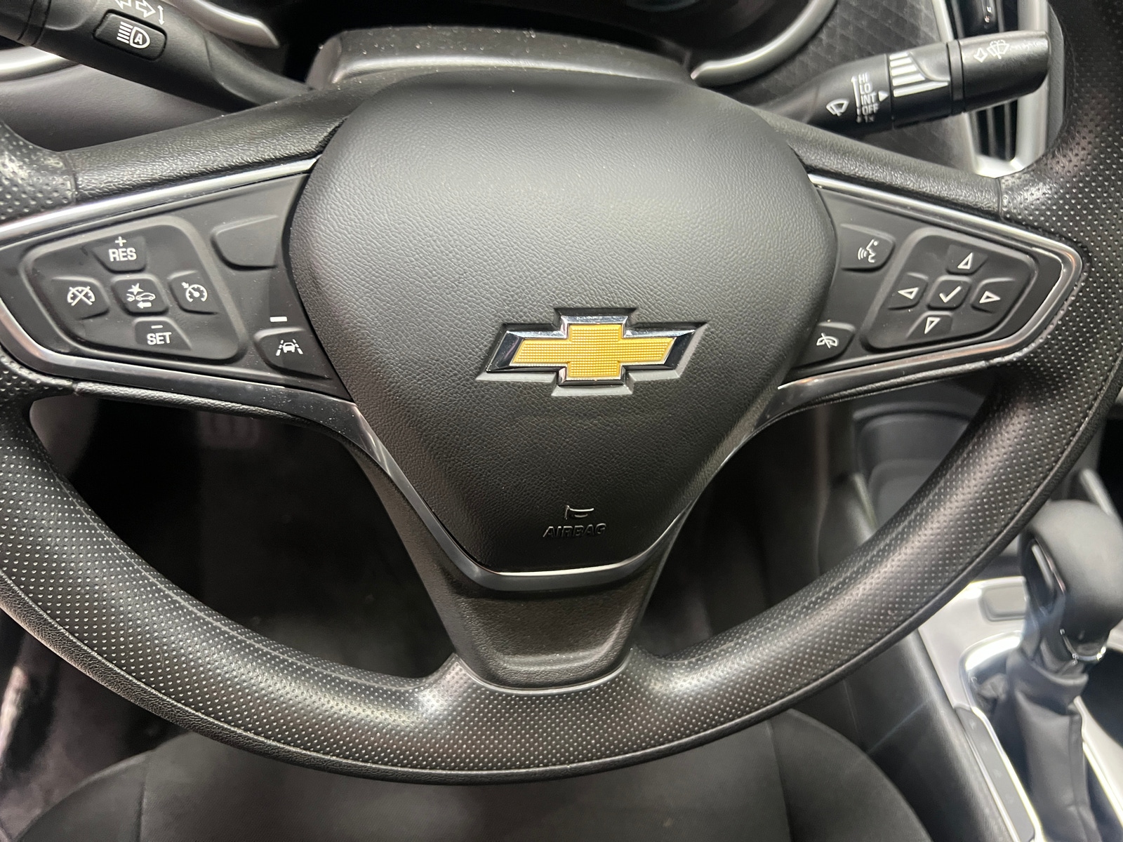 Thumbnail: 2023 Chevrolet Malibu - 5