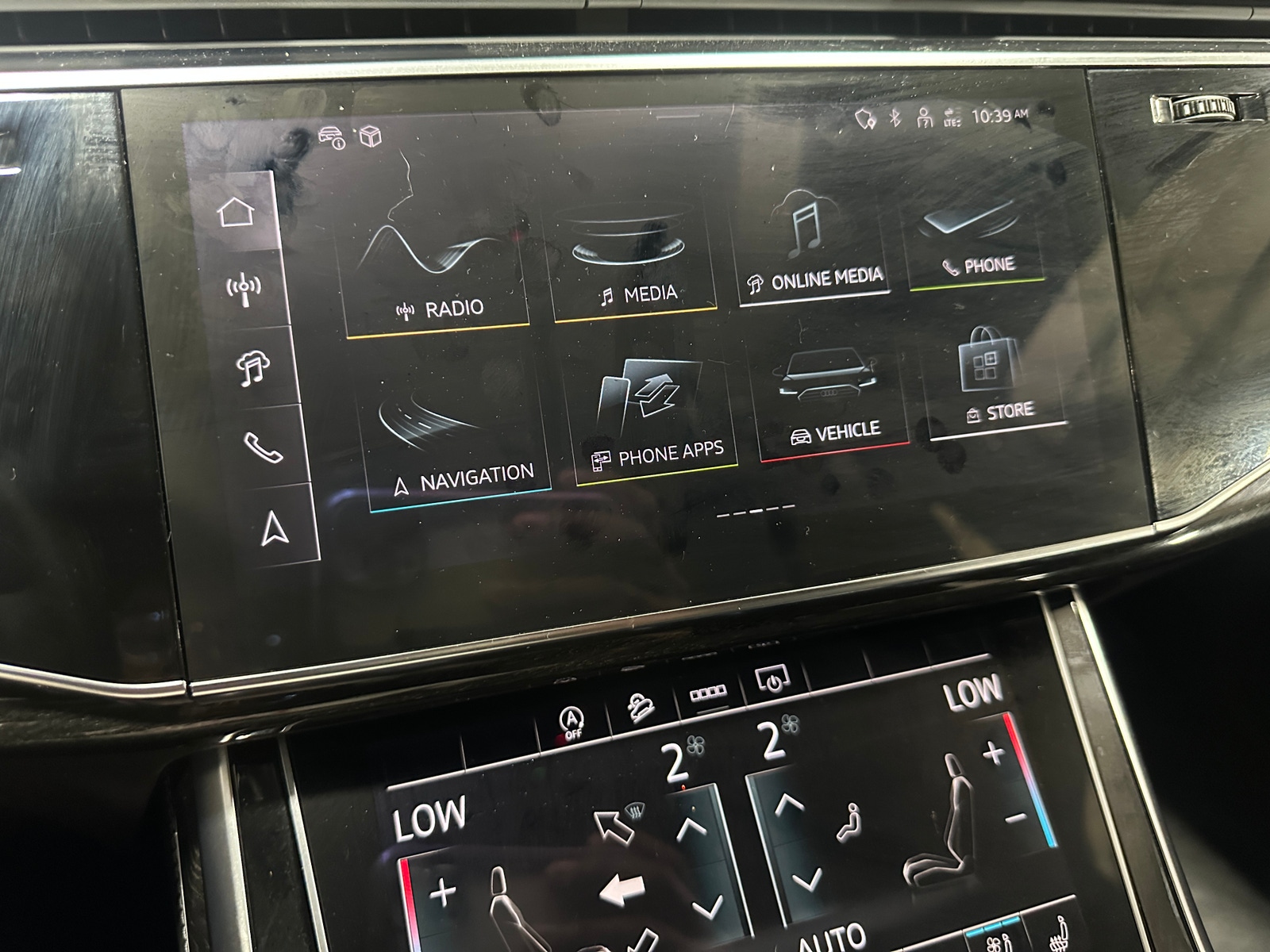 Thumbnail: 2025 Audi Q7 - 3
