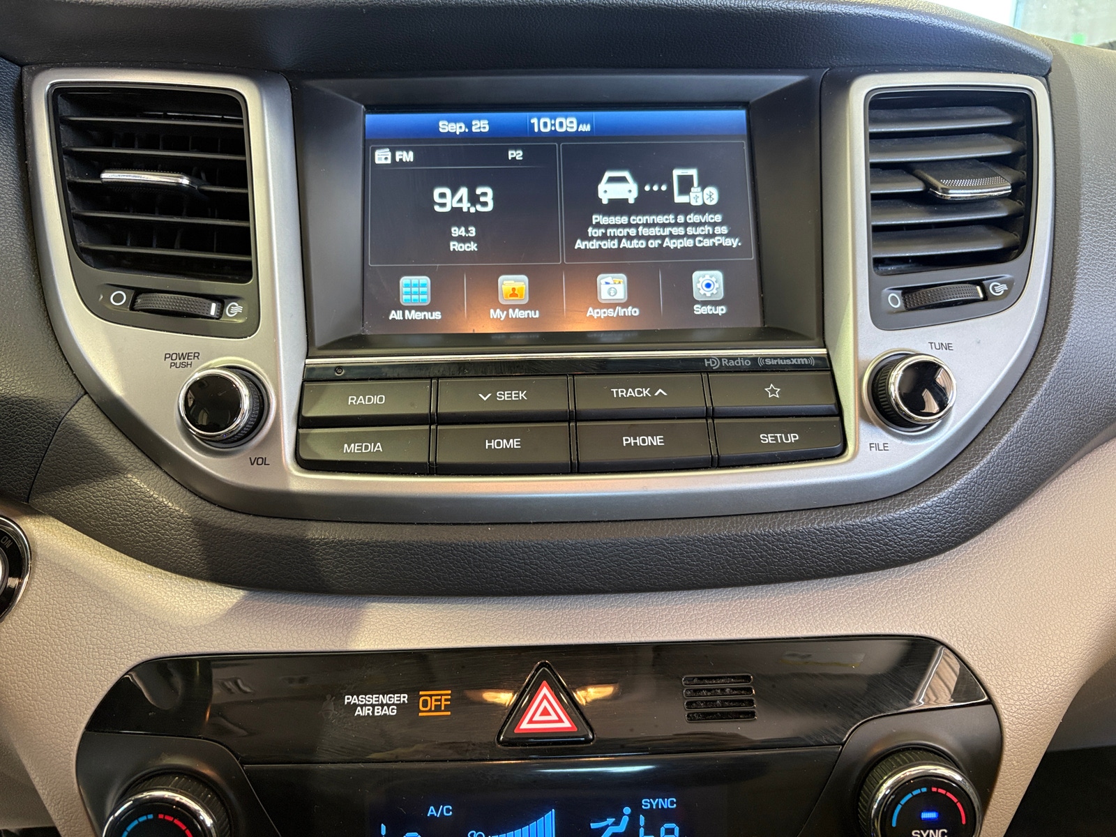 Thumbnail: 2018 Hyundai Tucson - 4