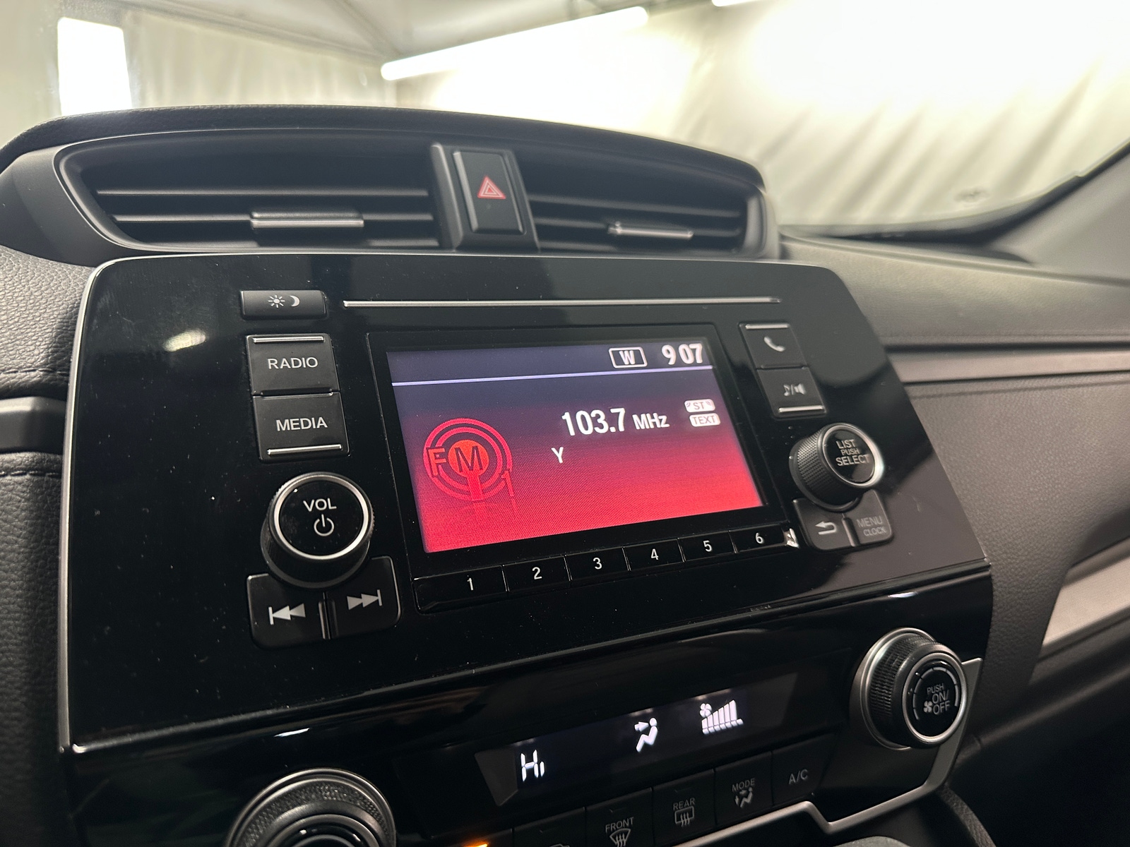 Thumbnail: 2019 Honda CR-V - 4