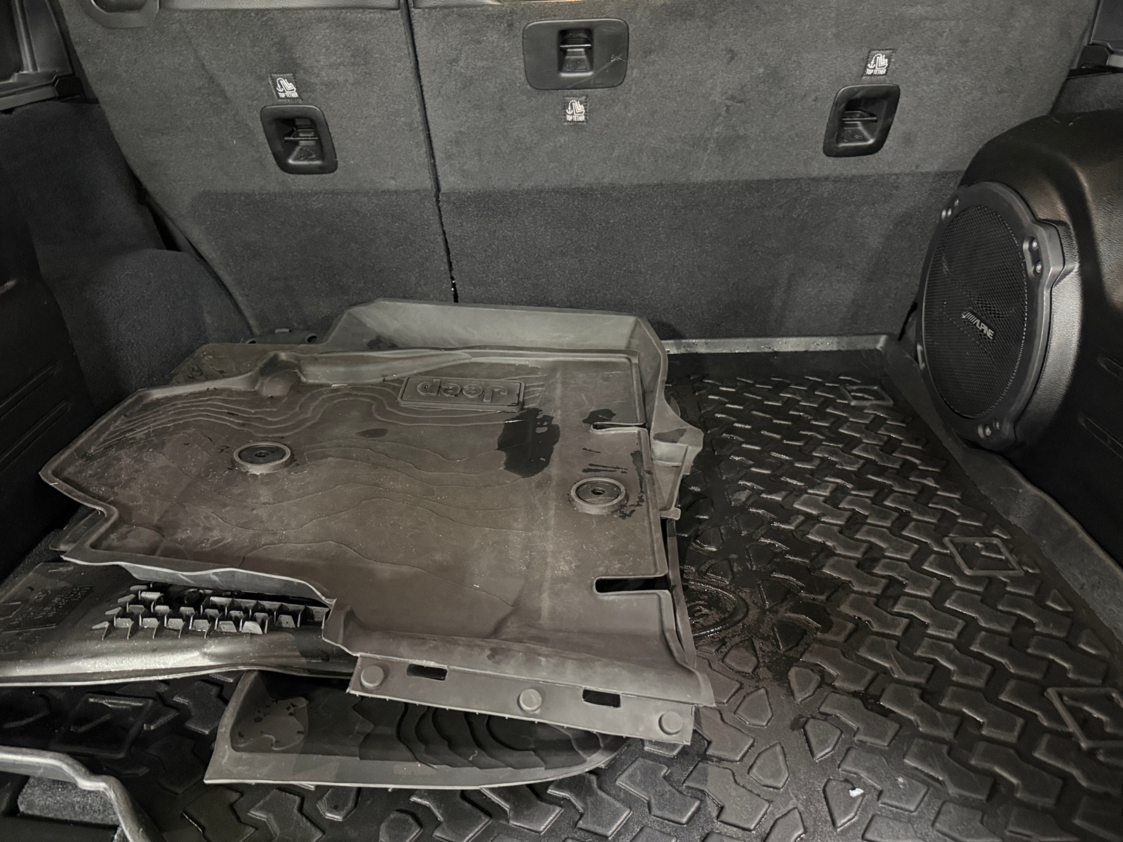 Thumbnail: 2022 Jeep Wrangler - 6