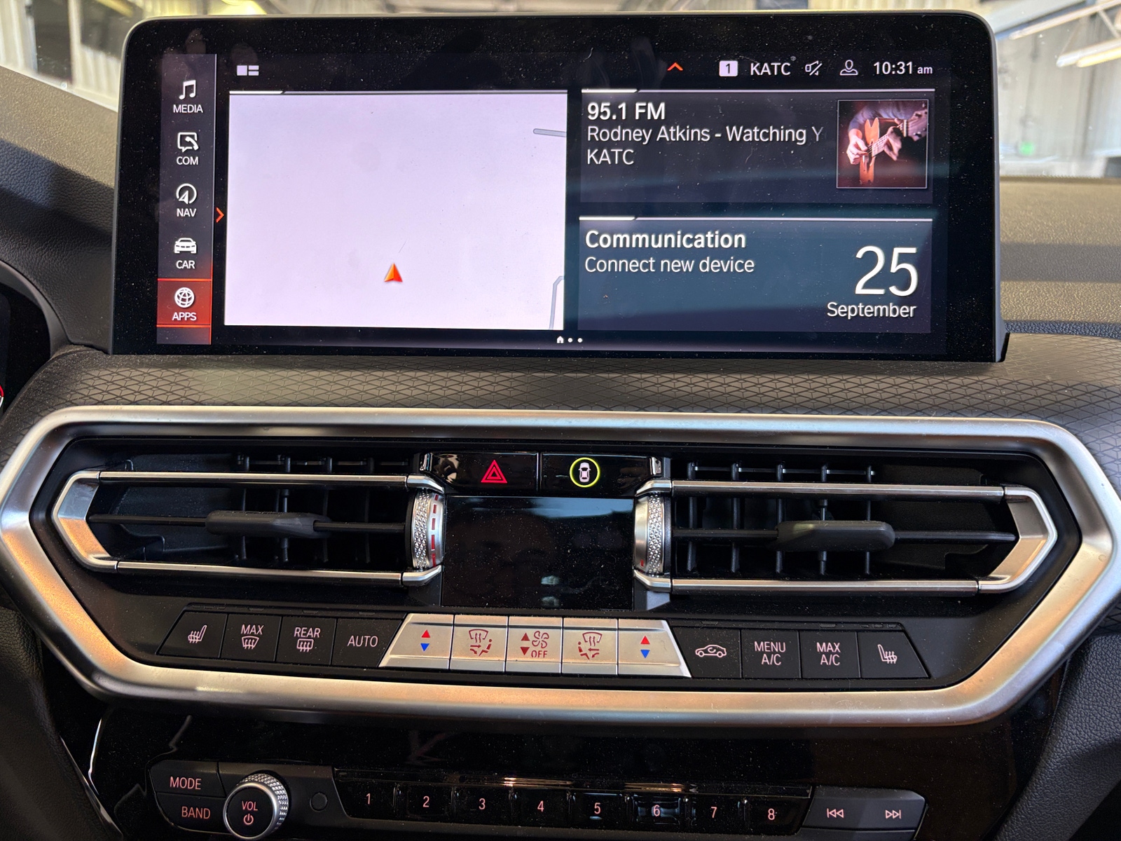 Thumbnail: 2024 BMW X4 - 3
