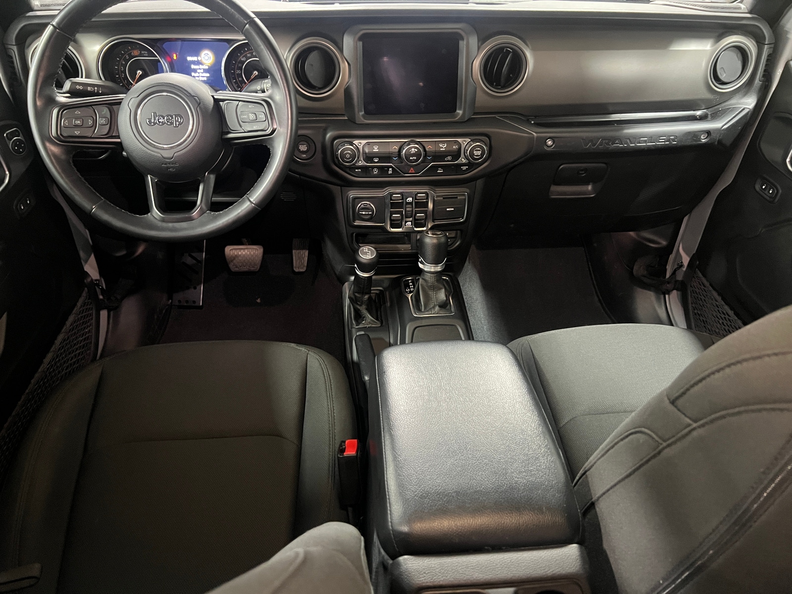 Thumbnail: 2022 Jeep Wrangler - 3
