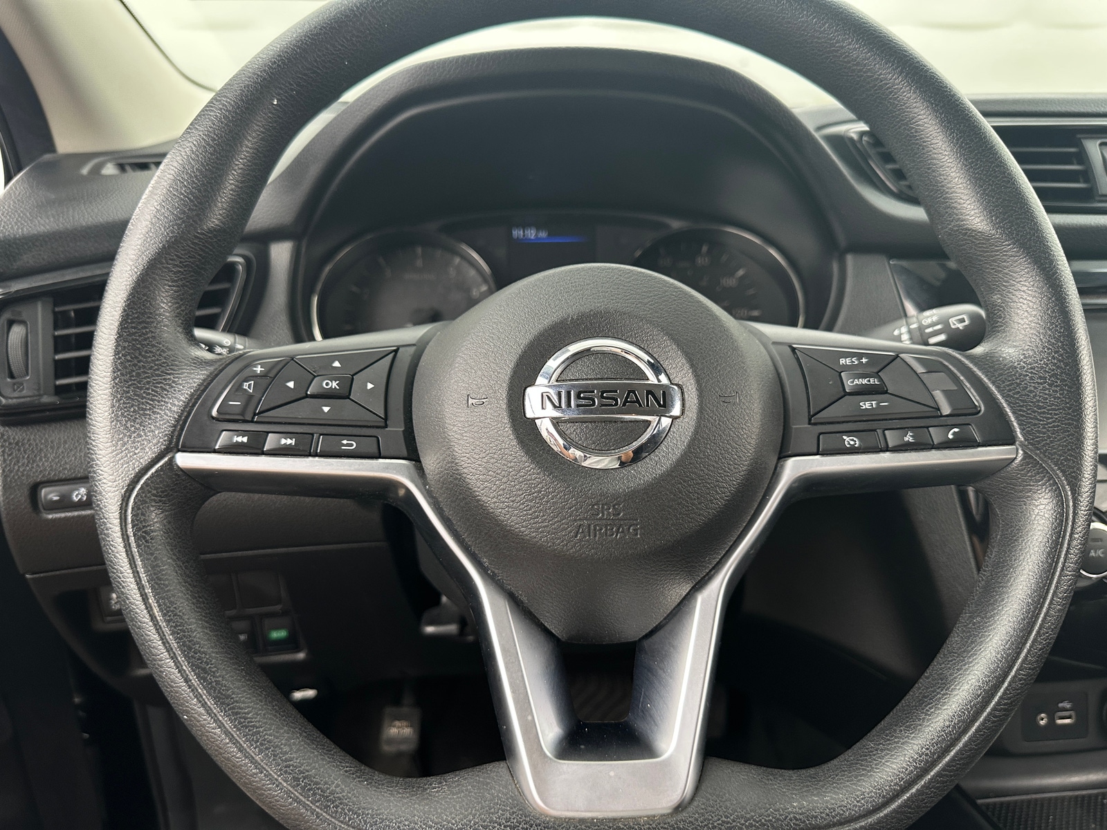 Thumbnail: 2020 Nissan Rogue Sport - 5