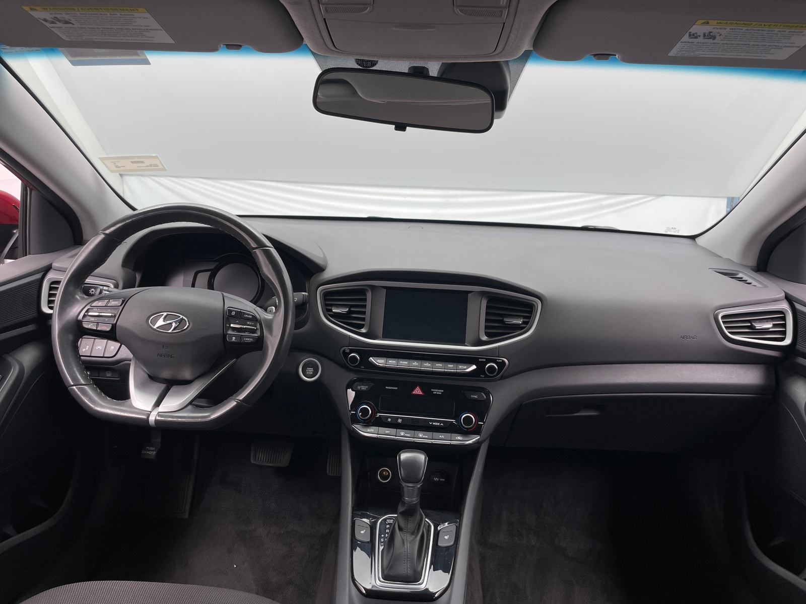 Thumbnail: 2019 Hyundai Ioniq - 3