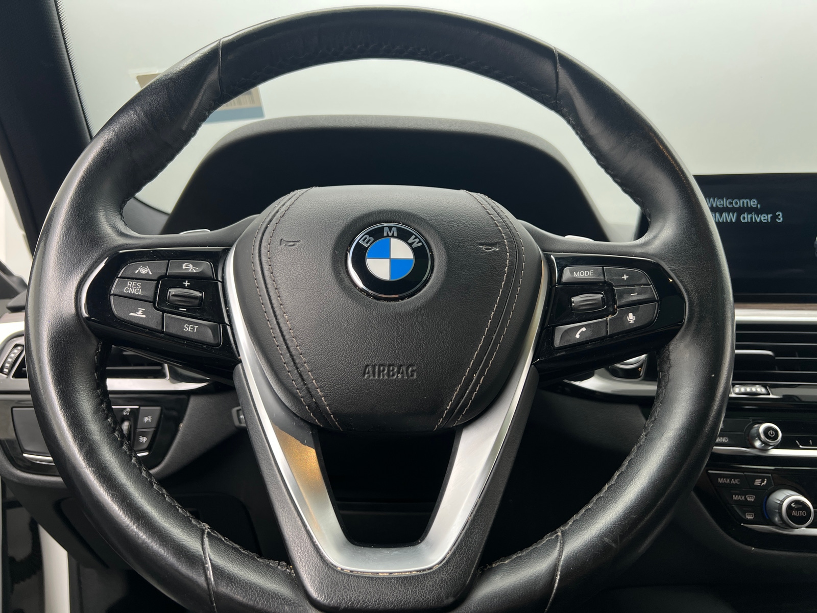 Thumbnail: 2019 BMW 5 Series - 4