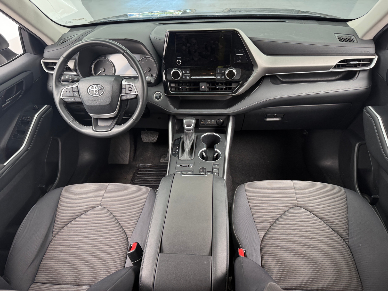 Thumbnail: 2024 Toyota Highlander - 3
