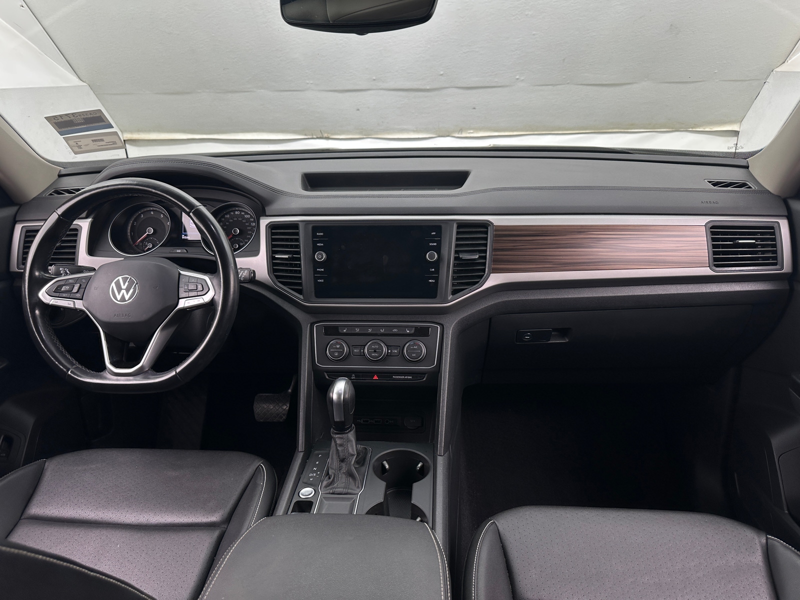 Thumbnail: 2021 Volkswagen Atlas - 2