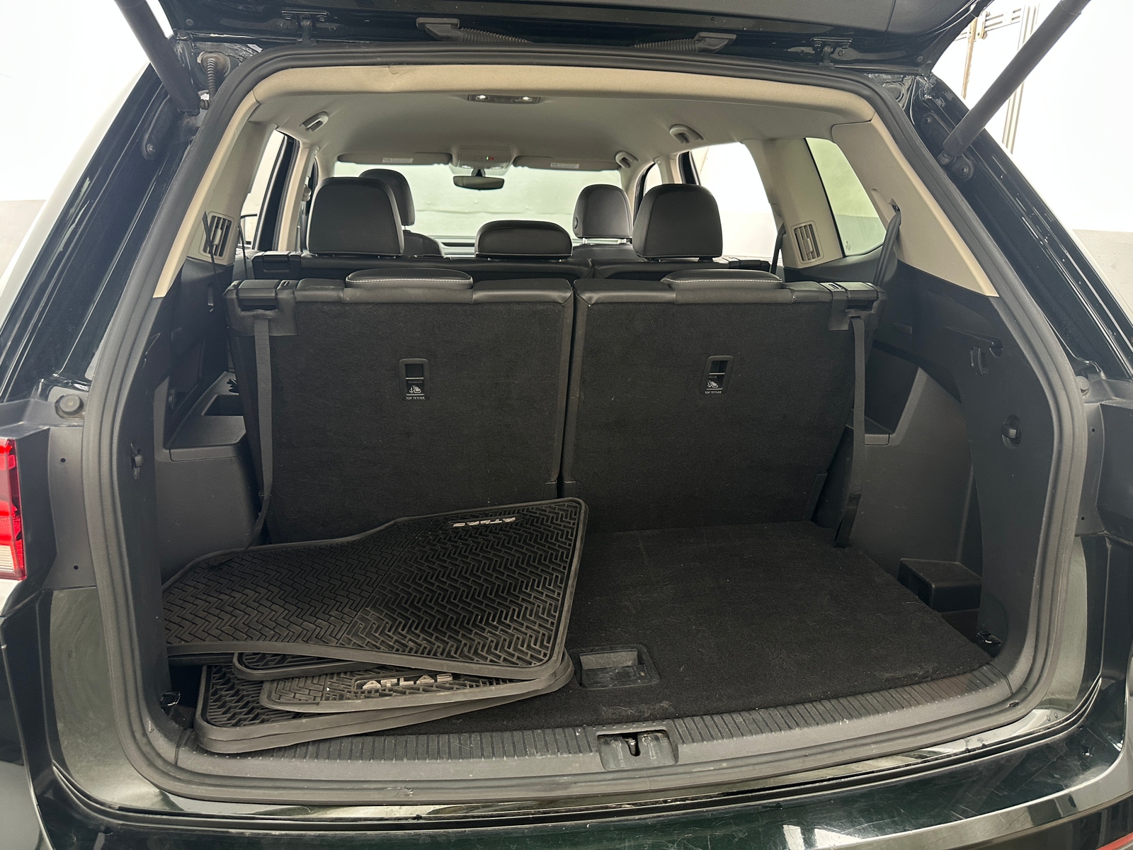 Thumbnail: 2021 Volkswagen Atlas - 6