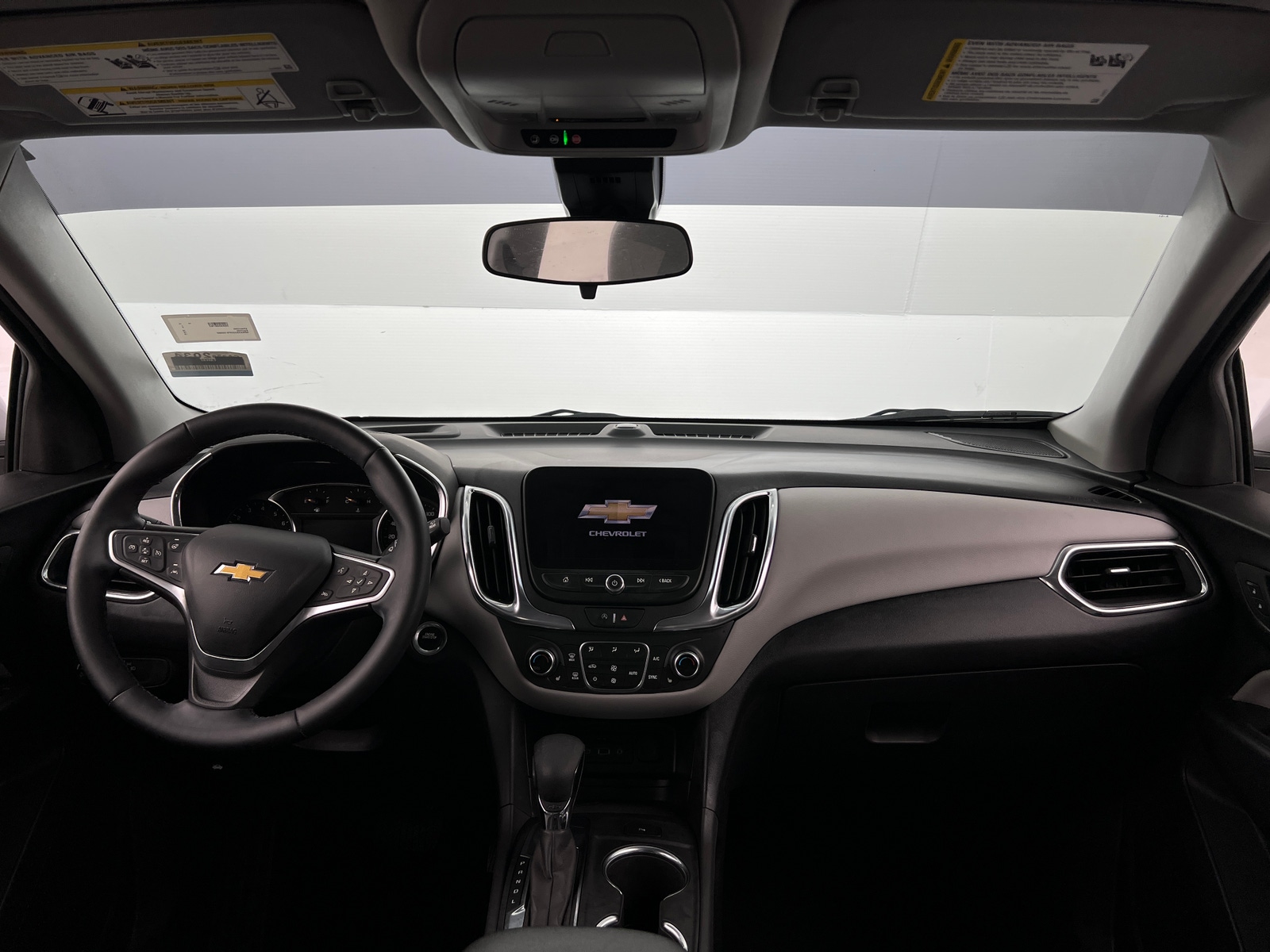 Thumbnail: 2023 Chevrolet Equinox - 3