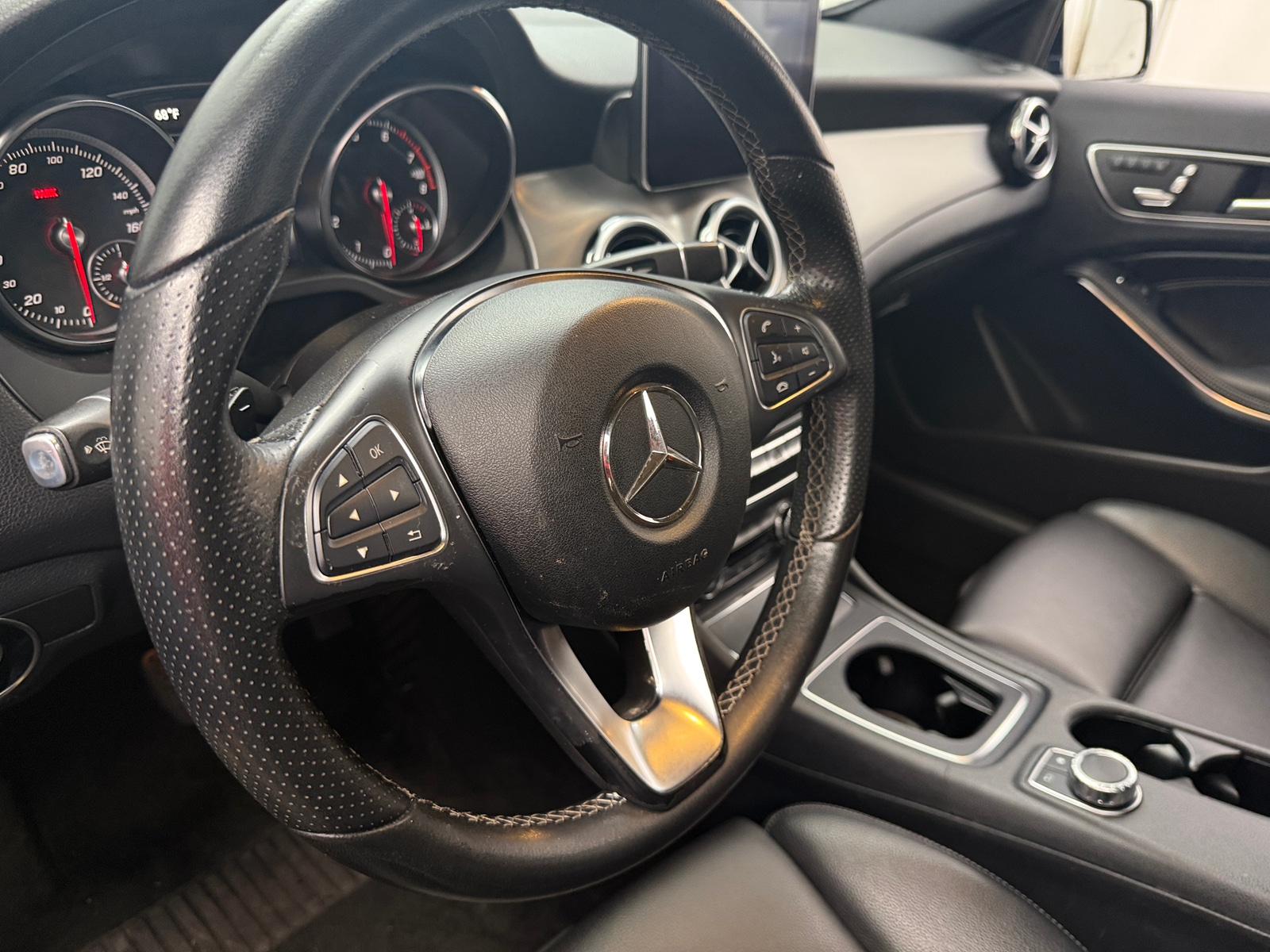 Thumbnail: 2018 Mercedes-Benz GLA - 4