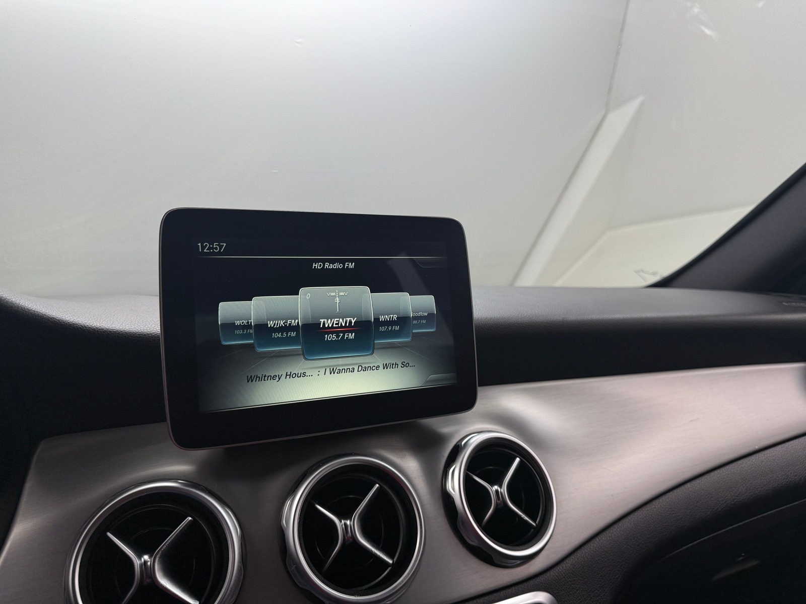 Thumbnail: 2018 Mercedes-Benz GLA - 3