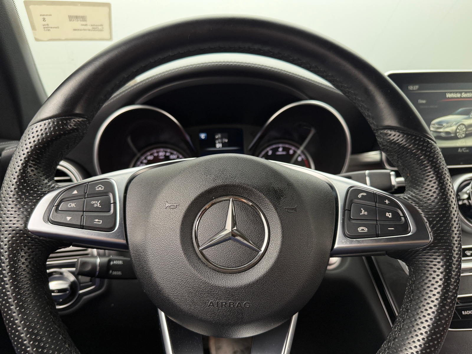 Thumbnail: 2017 Mercedes-Benz C-Class - 4