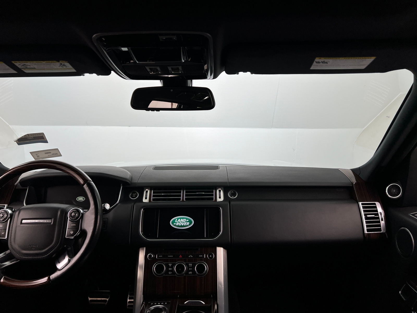 Thumbnail: 2015 Land Rover Range Rover - 2