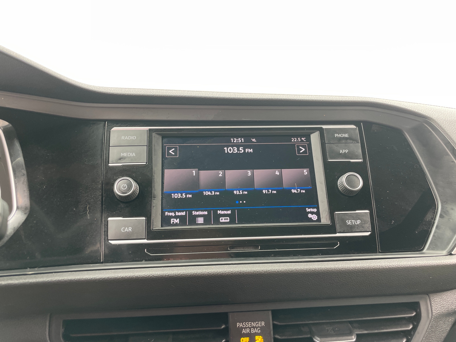 Thumbnail: 2019 Volkswagen Jetta - 3