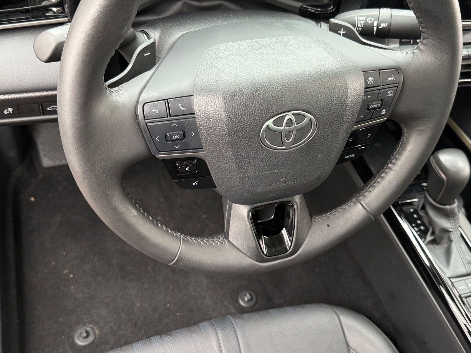 Thumbnail: 2025 Toyota Camry - 4