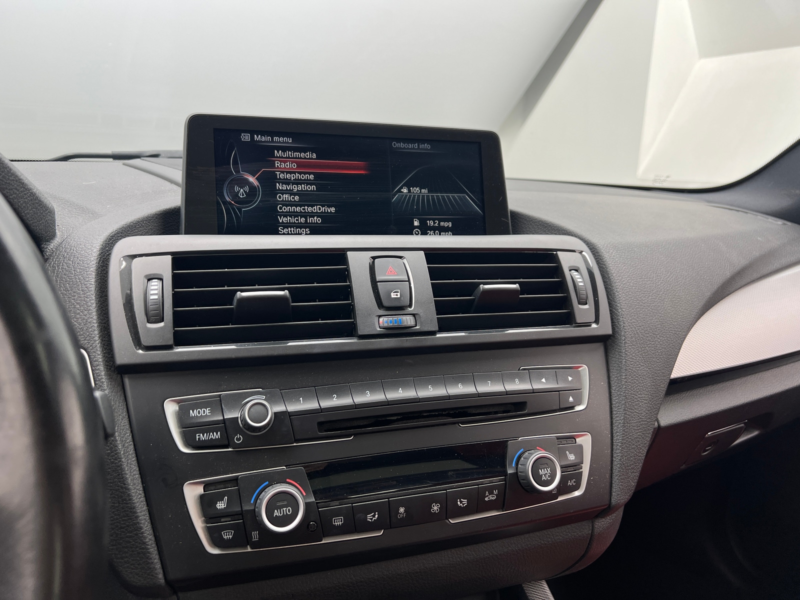 Thumbnail: 2015 BMW 2 Series - 2