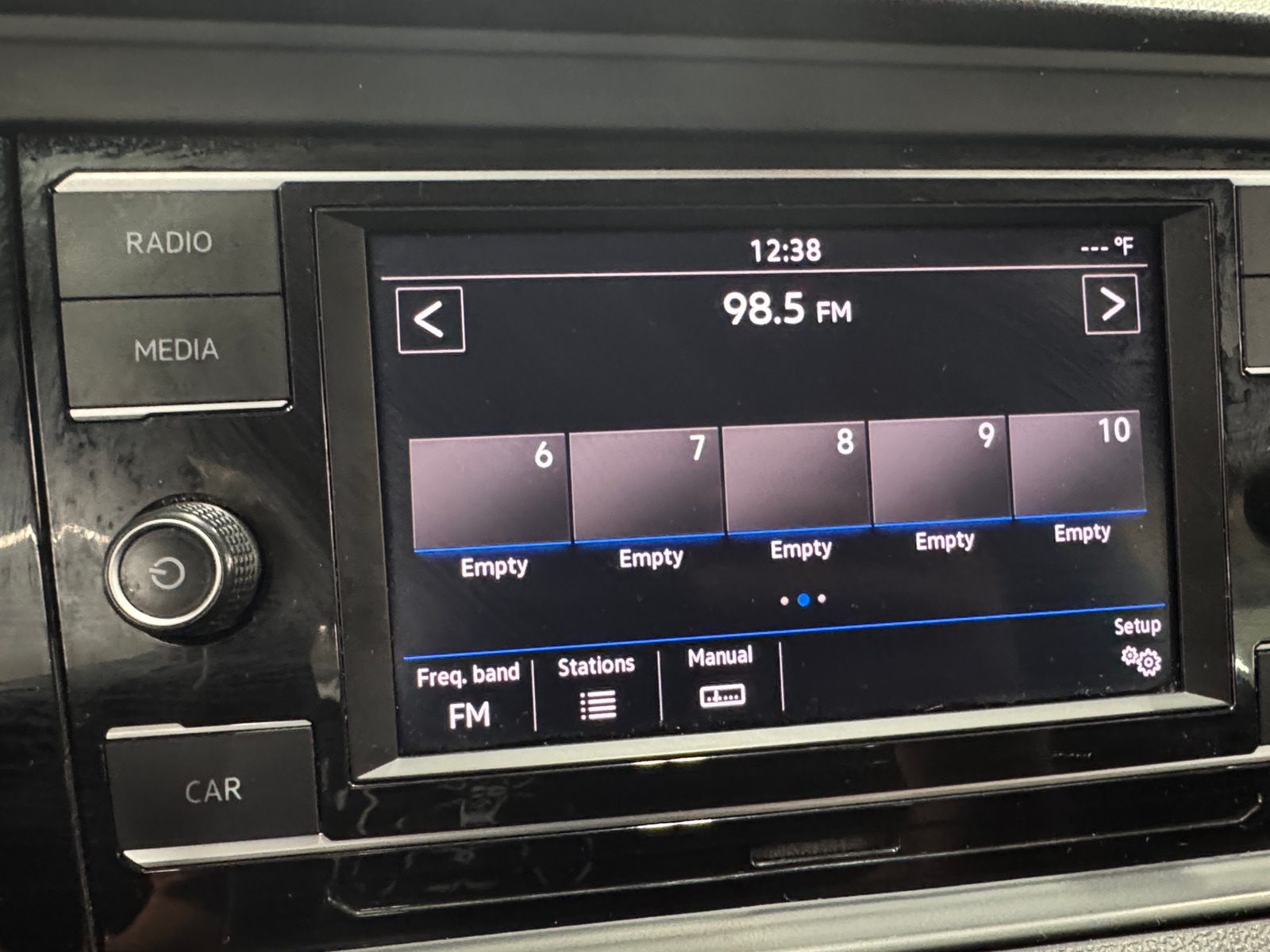 Thumbnail: 2019 Volkswagen Jetta - 4