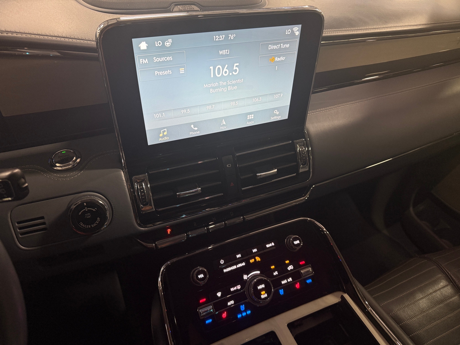 Thumbnail: 2019 Lincoln Navigator - 3