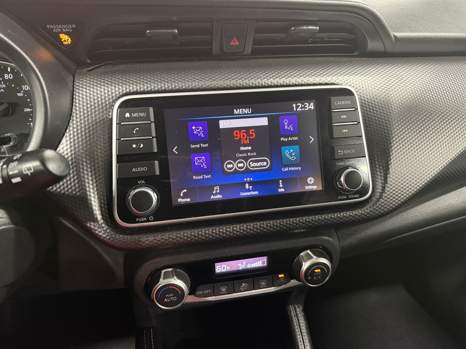 Thumbnail: 2019 Nissan Kicks - 4