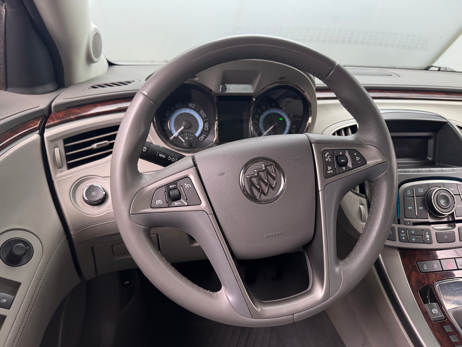 Thumbnail: 2011 Buick LaCrosse - 4