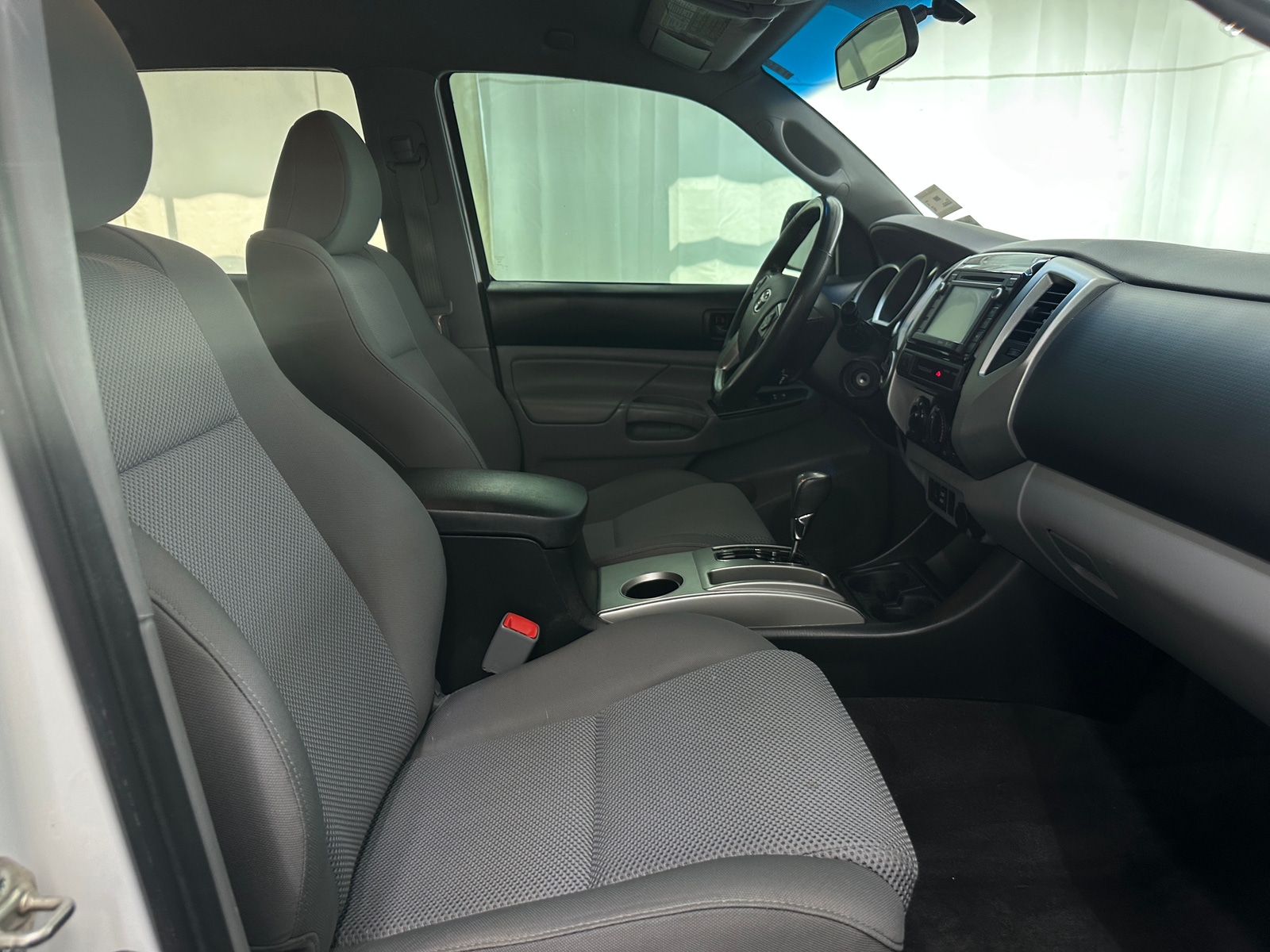 Thumbnail: 2015 Toyota Tacoma - 2