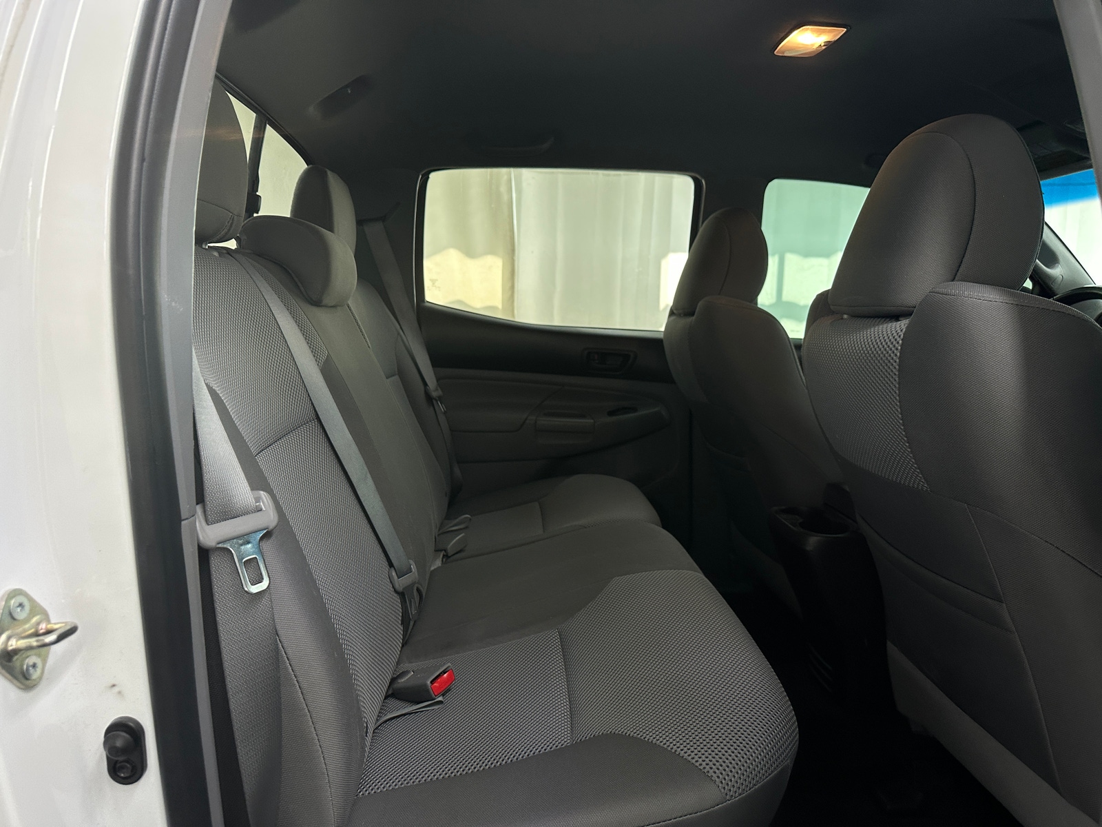 Thumbnail: 2015 Toyota Tacoma - 6