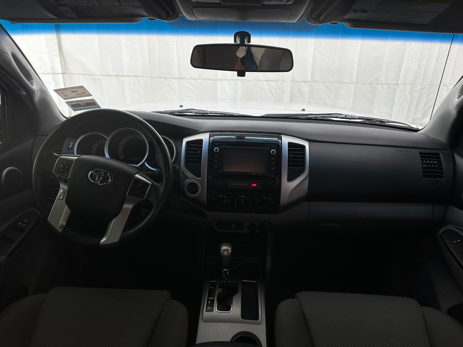 Thumbnail: 2015 Toyota Tacoma - 3
