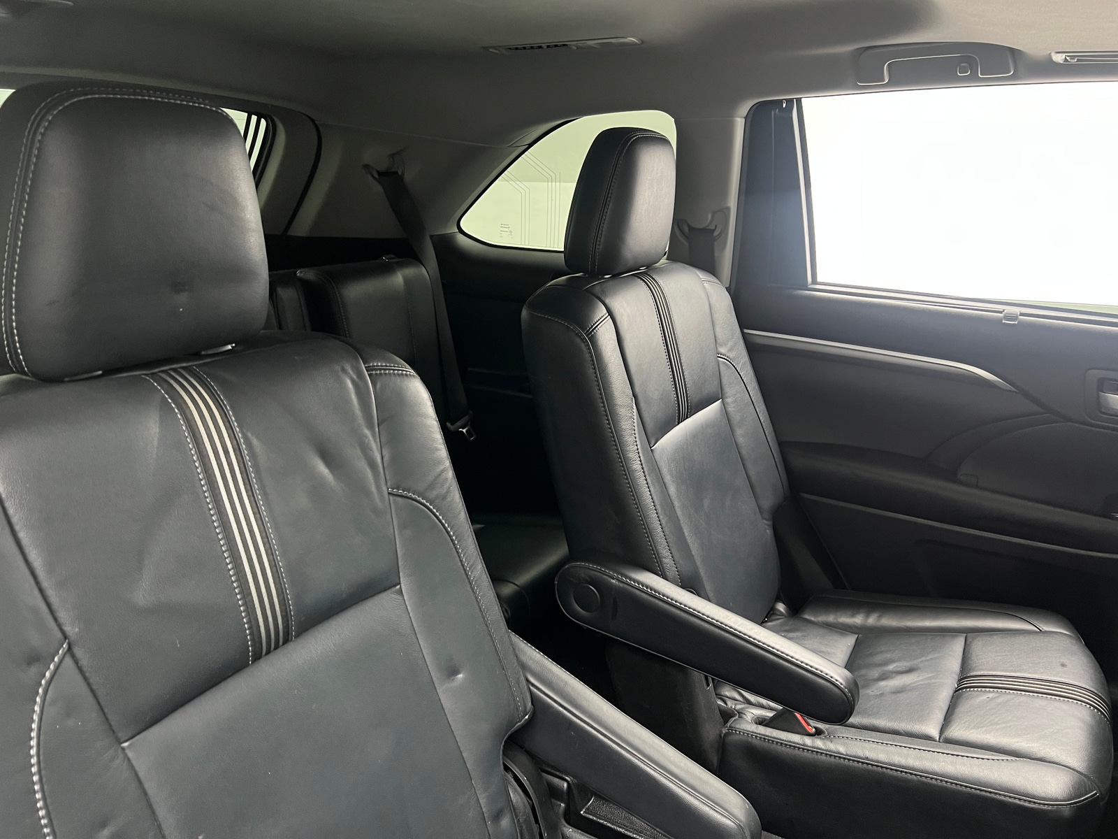 Thumbnail: 2017 Toyota Highlander - 5