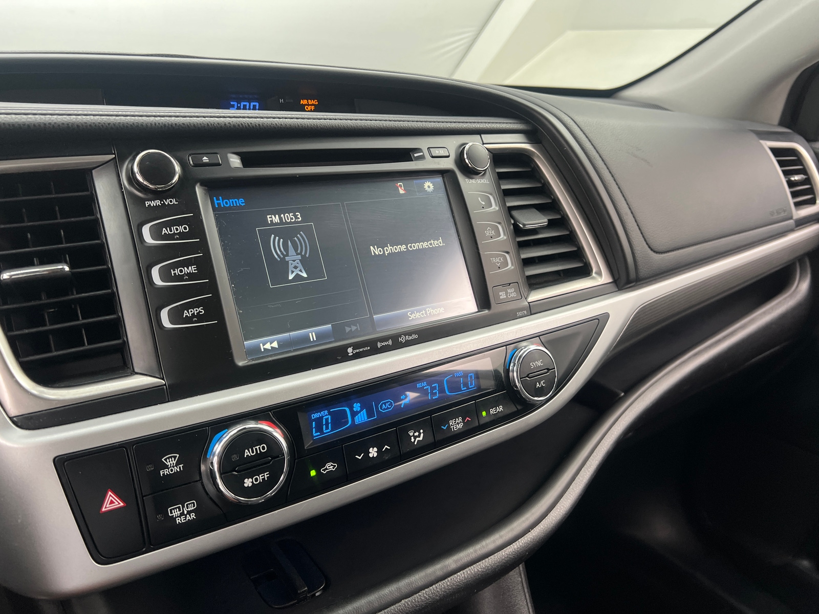 Thumbnail: 2017 Toyota Highlander - 3
