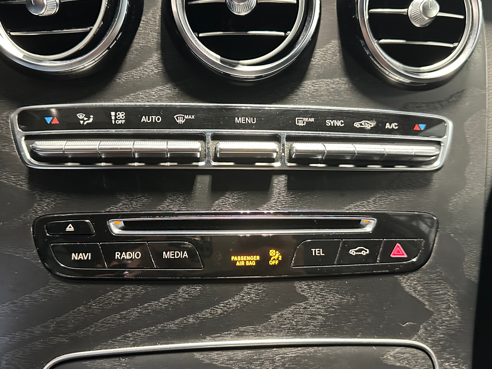 Thumbnail: 2019 Mercedes-Benz GLC - 3