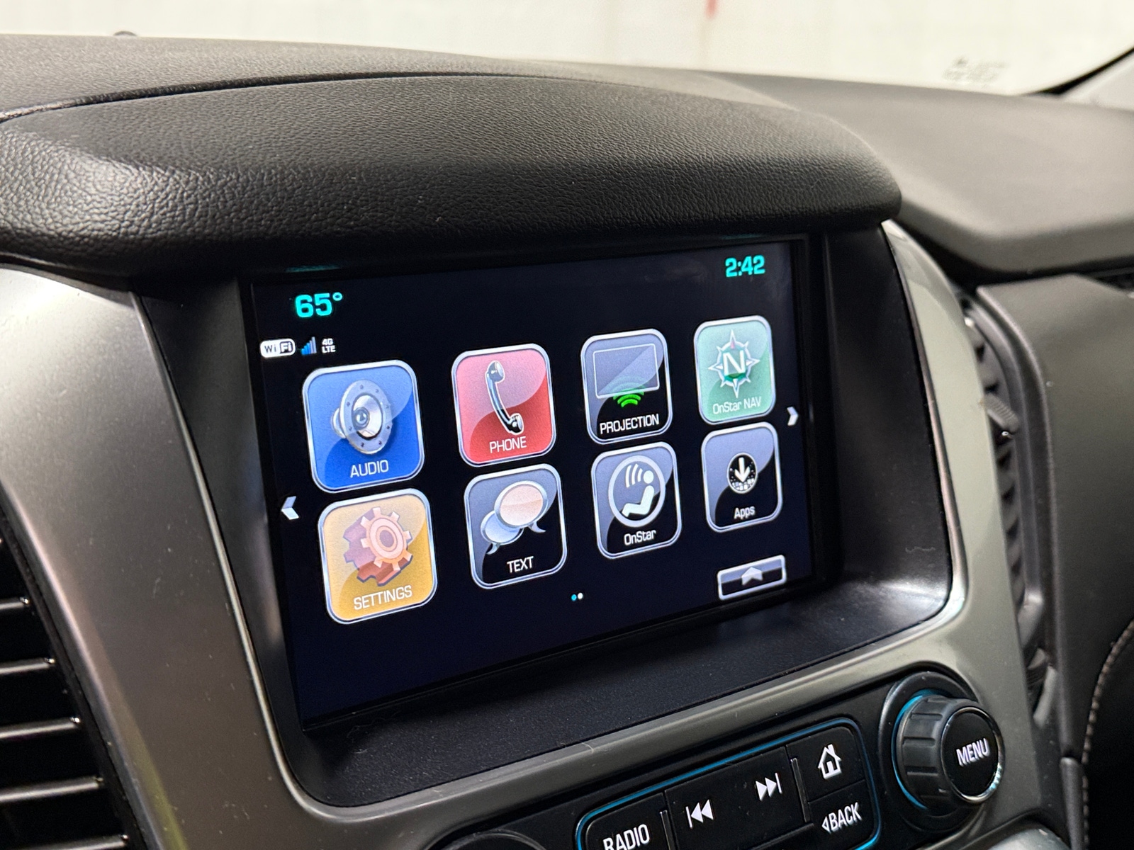 Thumbnail: 2020 Chevrolet Tahoe - 3