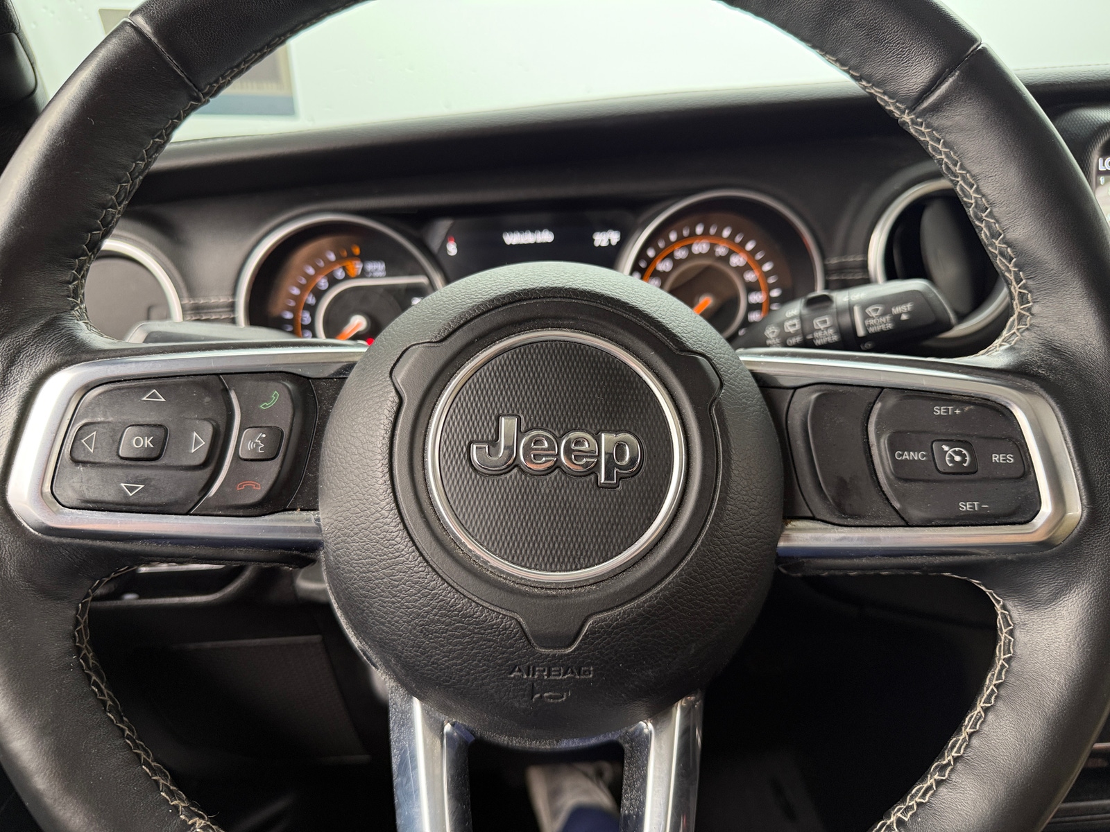 Thumbnail: 2018 Jeep Wrangler - 4