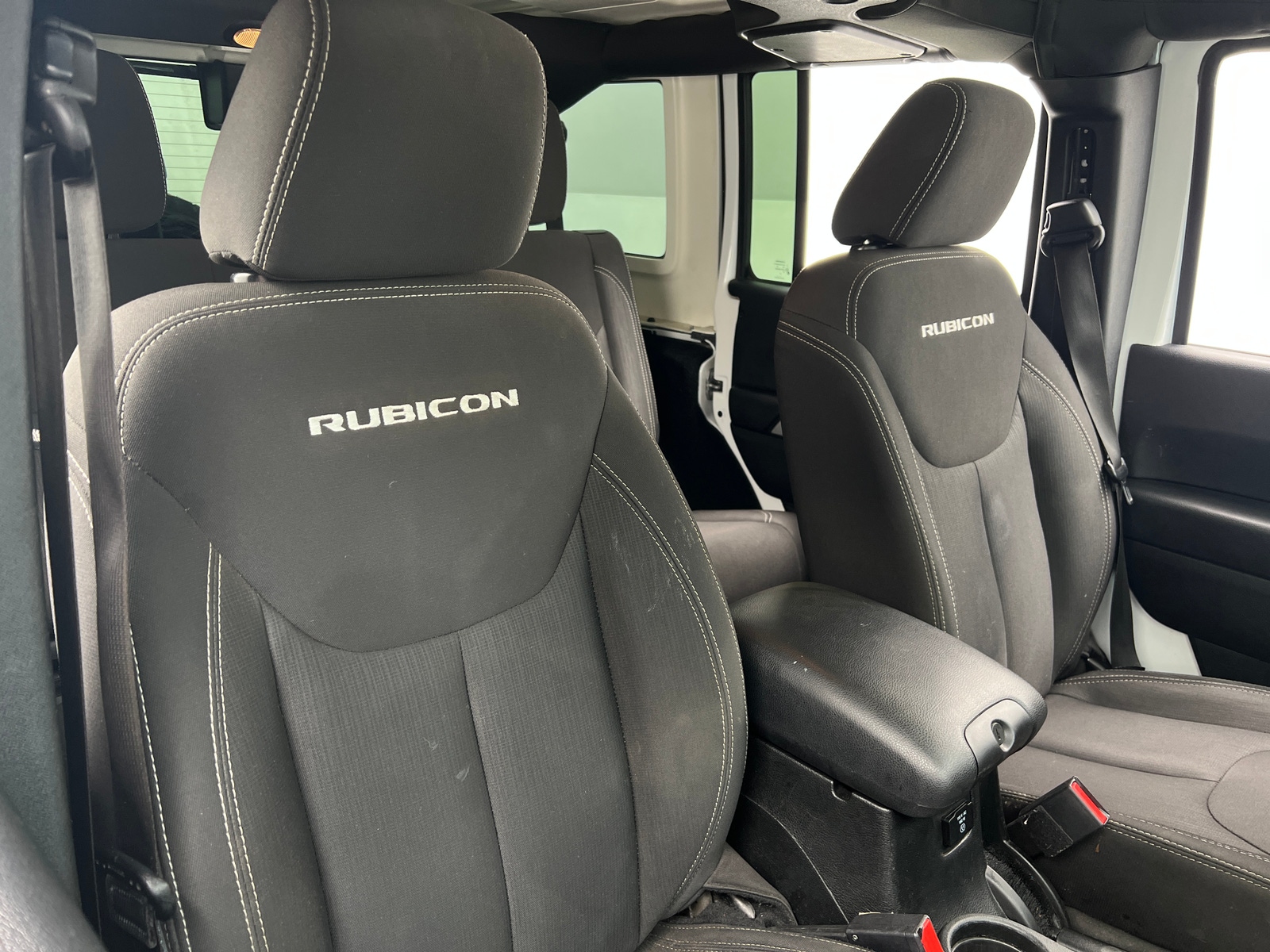 Thumbnail: 2017 Jeep Wrangler - 2