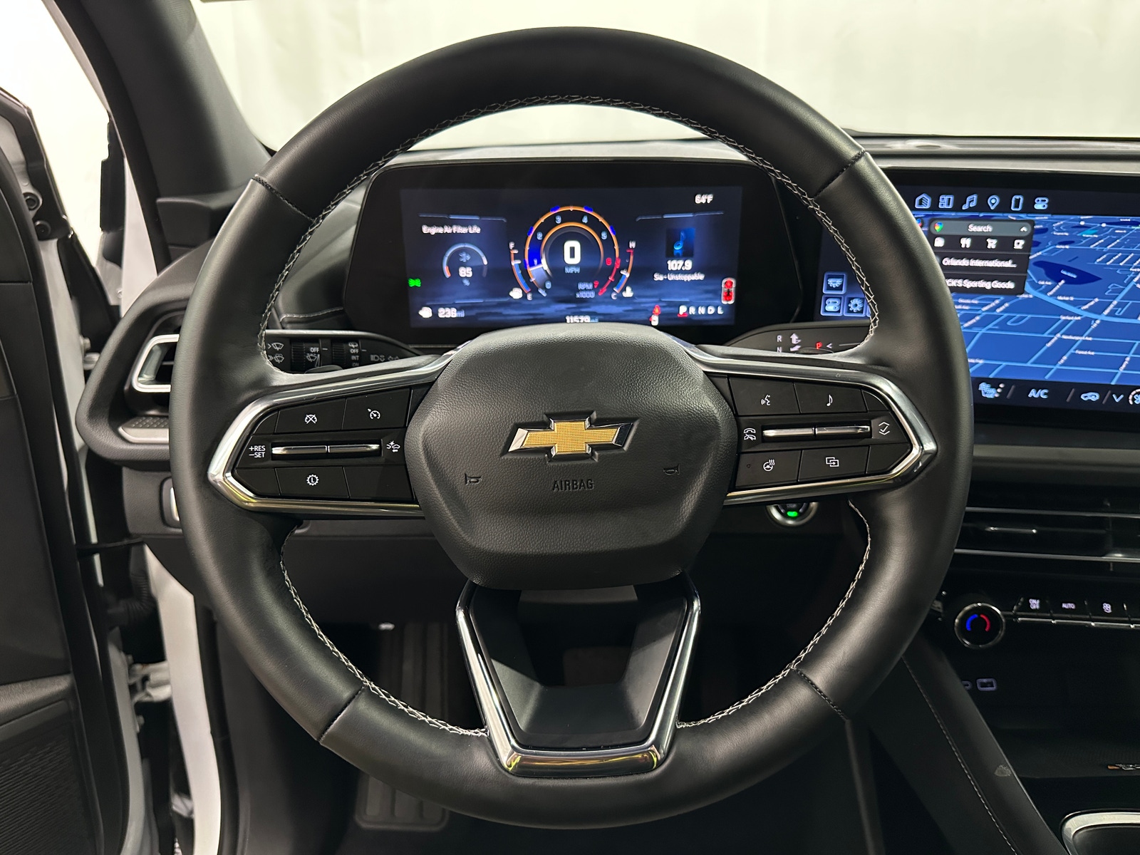 Thumbnail: 2025 Chevrolet Traverse - 5