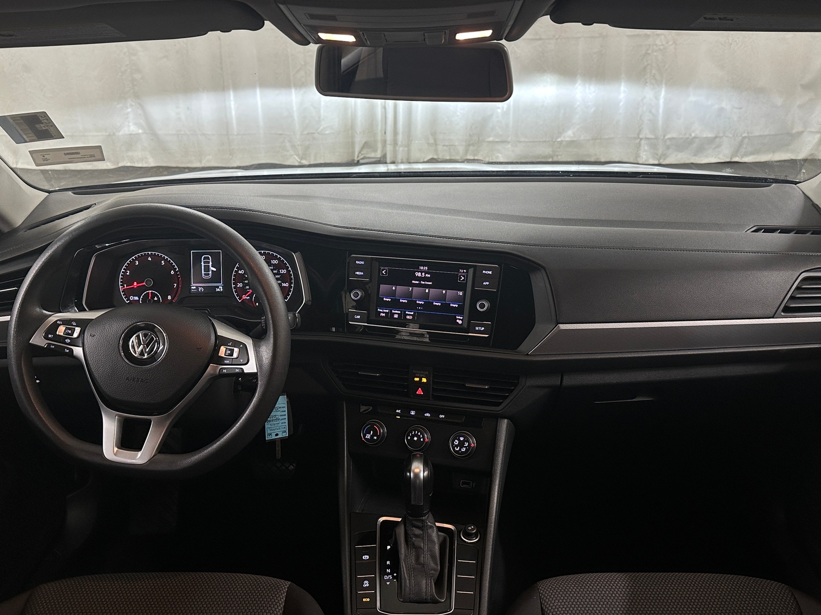 Thumbnail: 2019 Volkswagen Jetta - 3