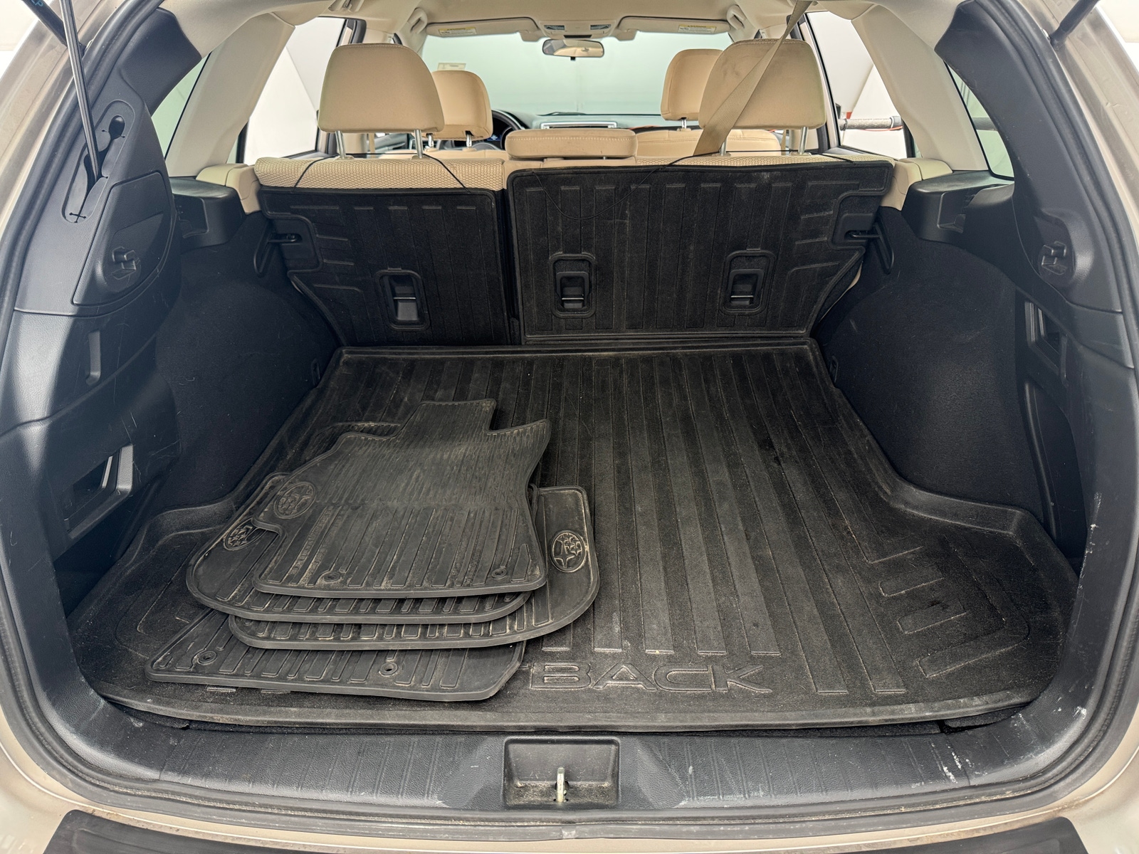 Thumbnail: 2015 Subaru Outback - 7