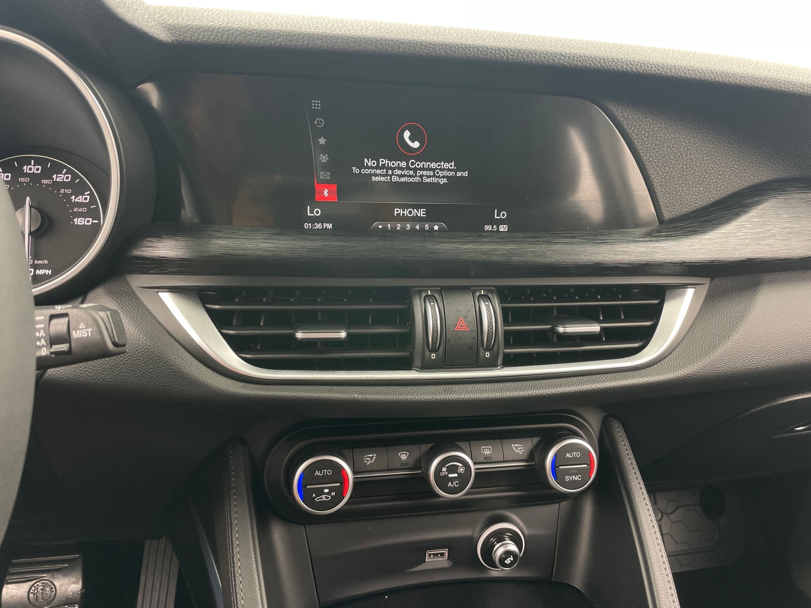 Thumbnail: 2019 Alfa Romeo Stelvio - 3