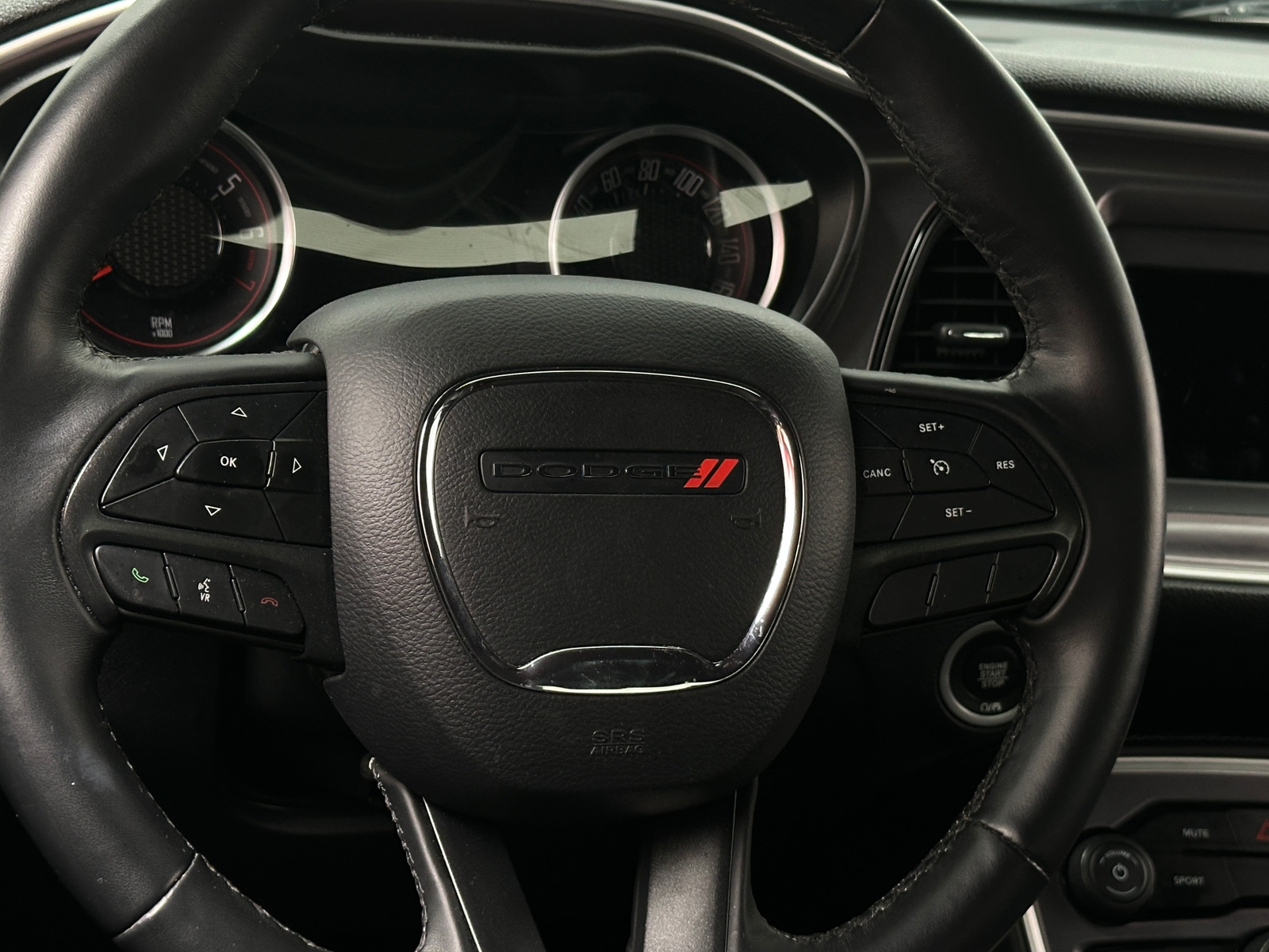 Thumbnail: 2019 Dodge Challenger - 4