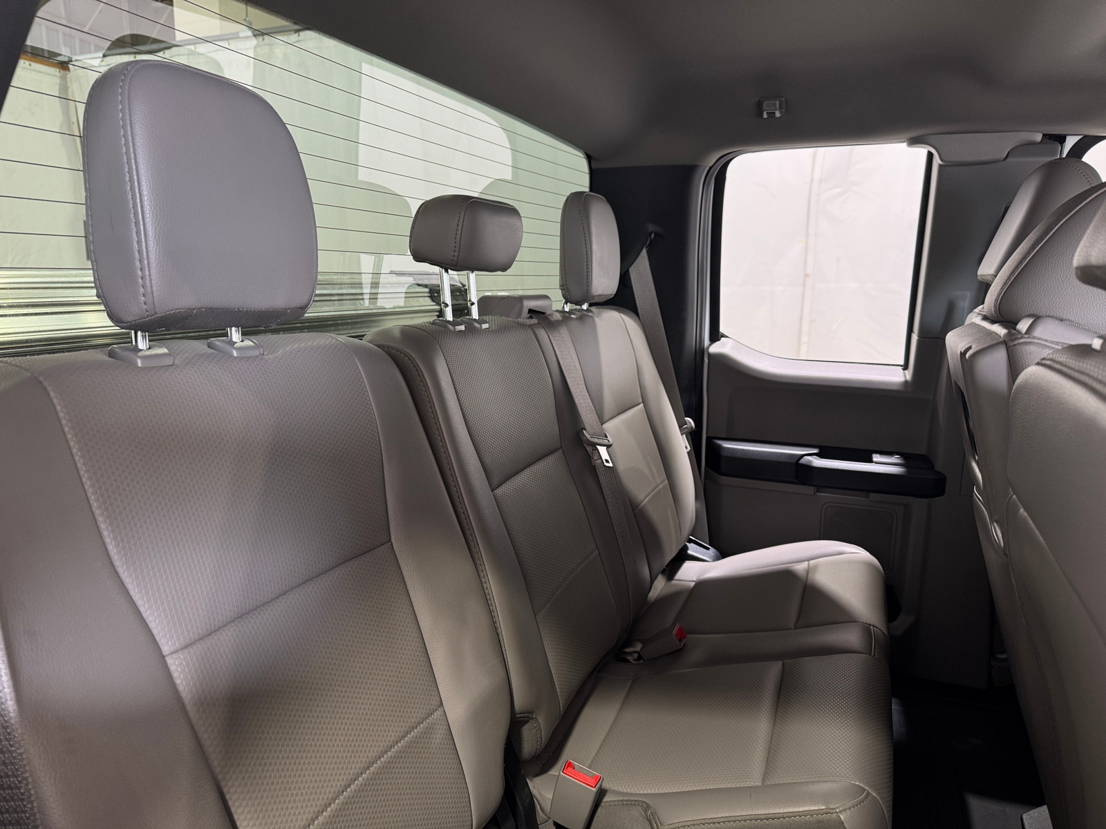 Thumbnail: 2020 Ford Econoline - 6