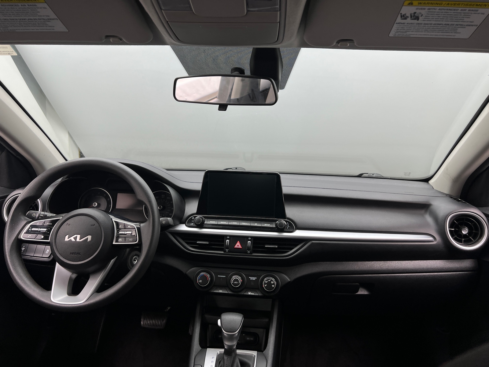 Thumbnail: 2022 Kia Forte - 3
