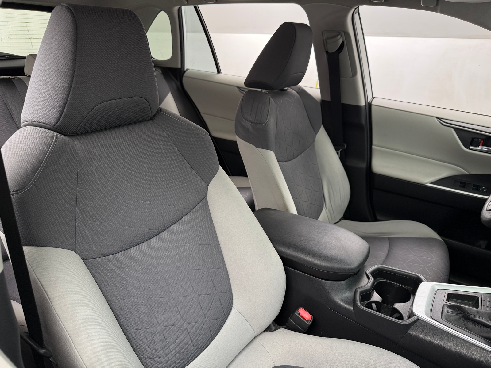 Thumbnail: 2019 Toyota RAV4 - 2