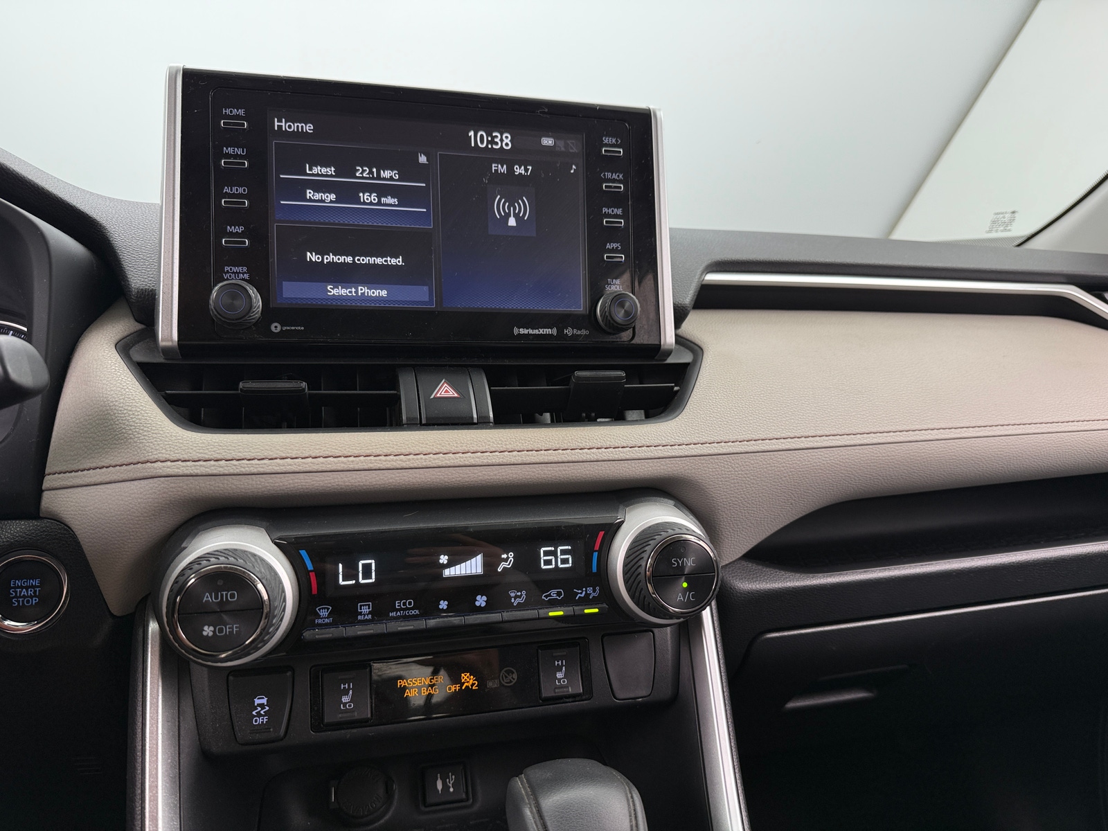 Thumbnail: 2019 Toyota RAV4 - 4