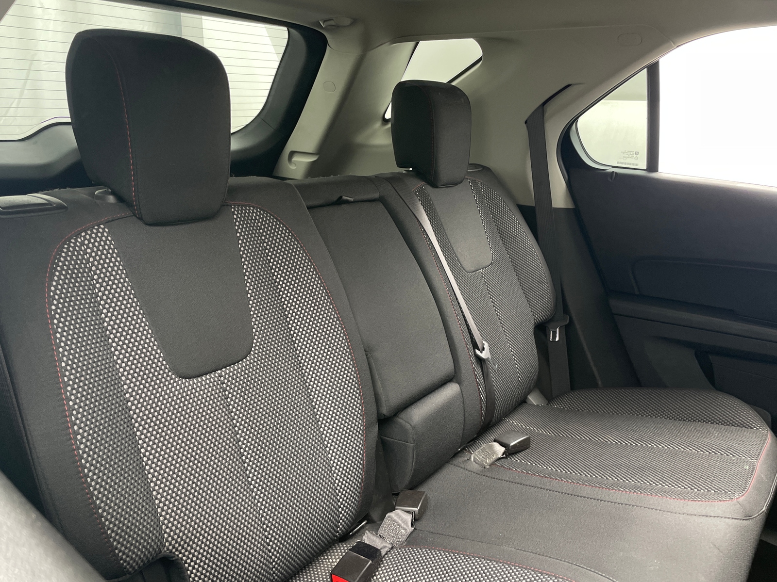 Thumbnail: 2017 Chevrolet Equinox - 6
