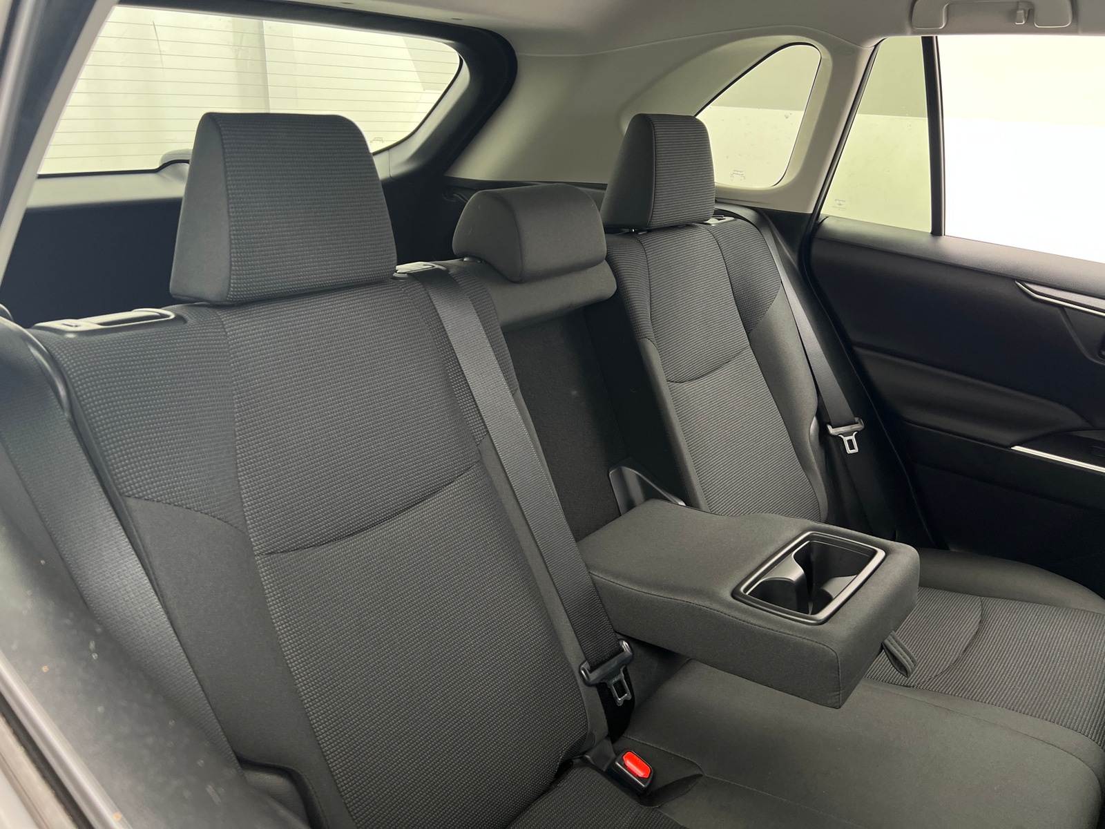 Thumbnail: 2019 Toyota RAV4 - 6