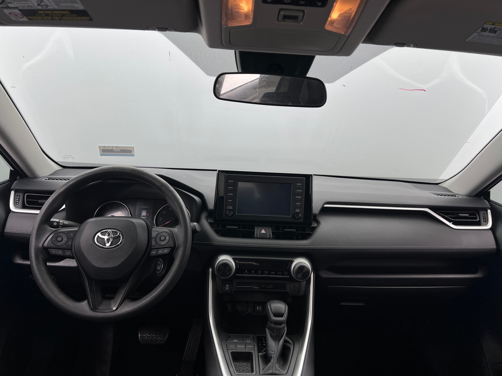 Thumbnail: 2019 Toyota RAV4 - 3