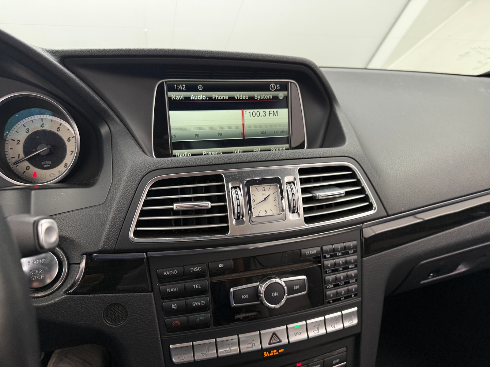 Thumbnail: 2014 Mercedes-Benz E-Class - 3