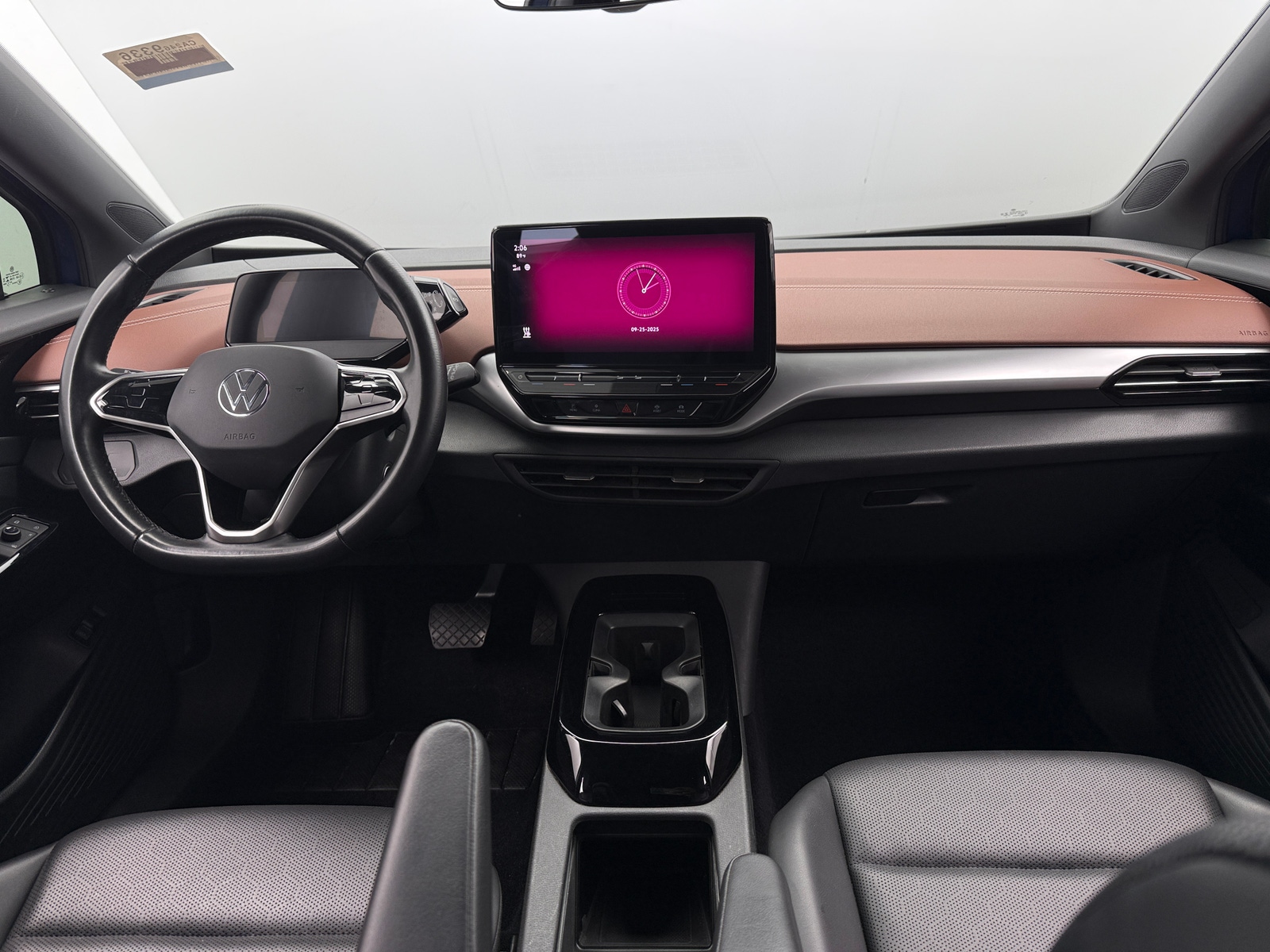 Thumbnail: 2021 Volkswagen ID.4 - 2